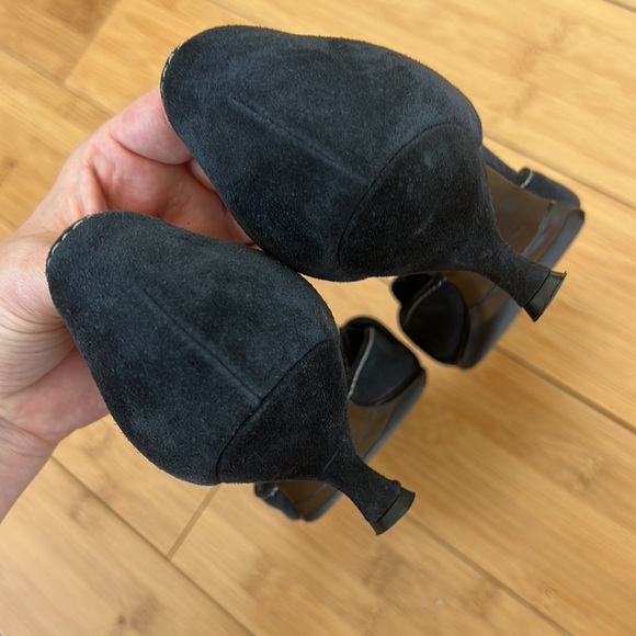 Prada navy suede heels - Picture 7 of 7